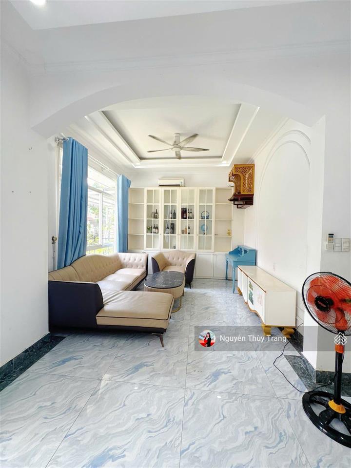 Bán biệt thự oasis 1 mặt tiền 7m, b66 oasis, 6,65 tỷ, 129,5m2, đẹp, nhiều tiện ích. giá cực tốt