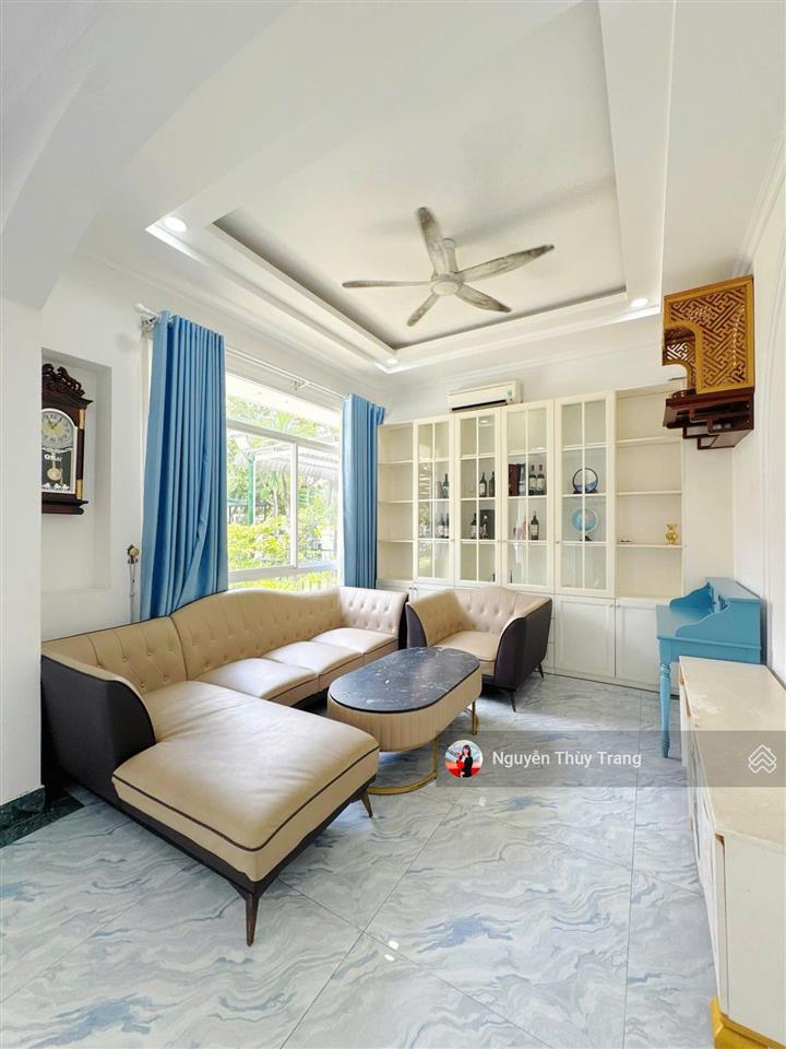 Bán biệt thự oasis 1 mặt tiền 7m, b66 oasis, 6,65 tỷ, 129,5m2, đẹp, nhiều tiện ích. giá cực tốt