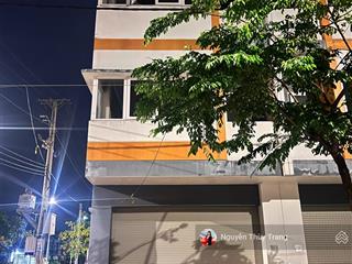Bán shophouse tại oasis city, 3,25 tỷ, 104m2, chính chủ chỉ với giá tốt. căn hiếm có 3 mặt tiền.