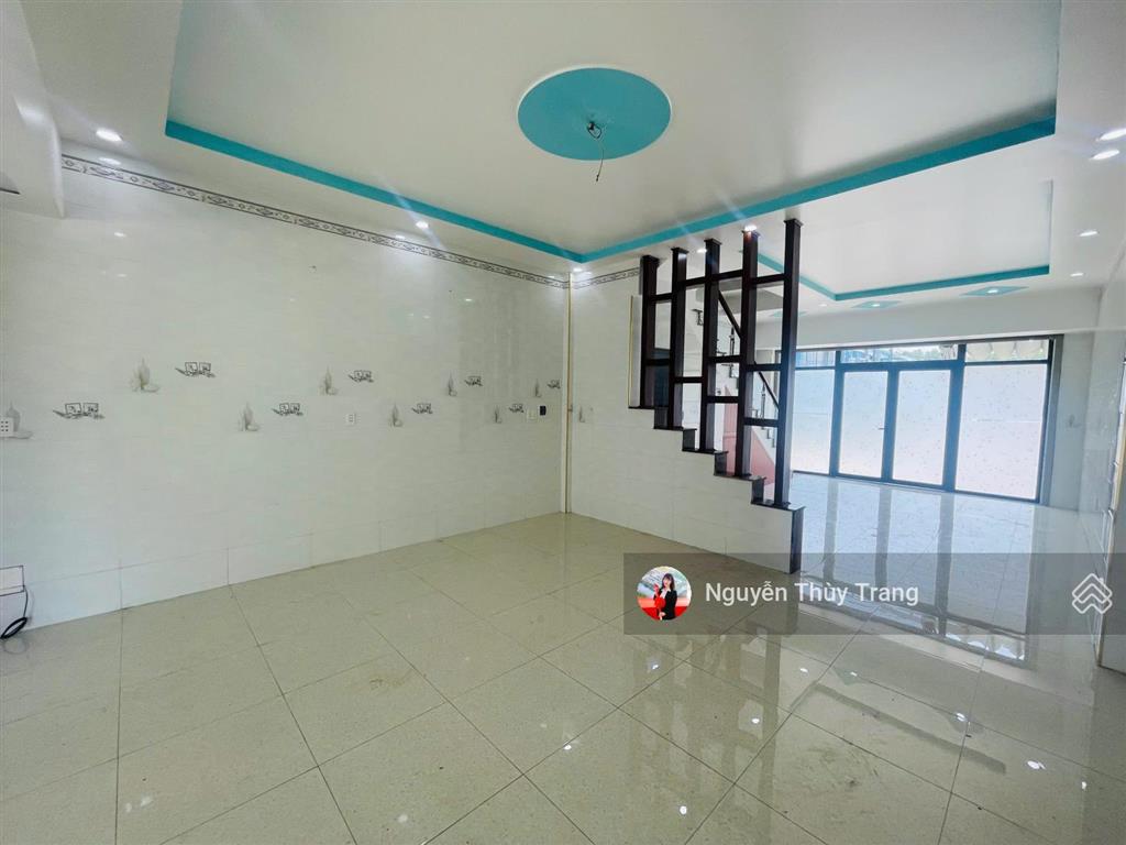 Bán shophouse 3 tầng, 2 mặt tiền, tại oasis city, 2,85 tỷ, 80m2, 3pn, 3wc, mặt tiền 5m