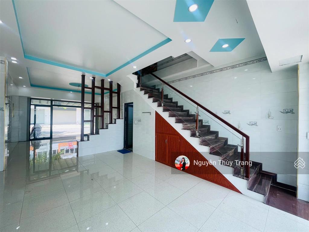 Bán shophouse 3 tầng, 2 mặt tiền, tại oasis city, 2,85 tỷ, 80m2, 3pn, 3wc, mặt tiền 5m