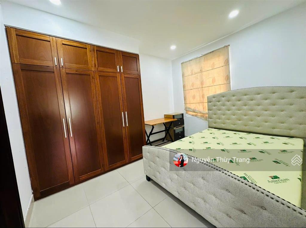 Bán biệt thự 4pn, 4wc, 259m2 tại khu oasis, giá tốt, sẵn thu nhập, cạnh hồ bơi. ngang 14m
