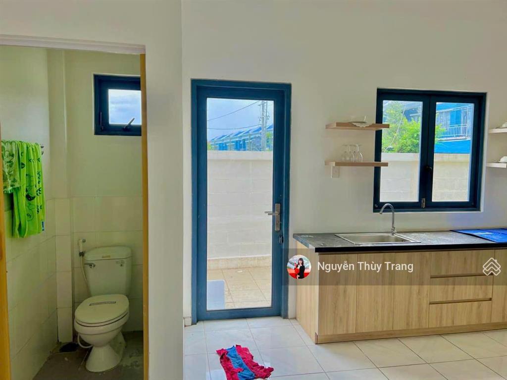 Cho thuê nhà liên kế oasis city, 8 triệu, 80m2, 2pn, 2wc, 2 tầng