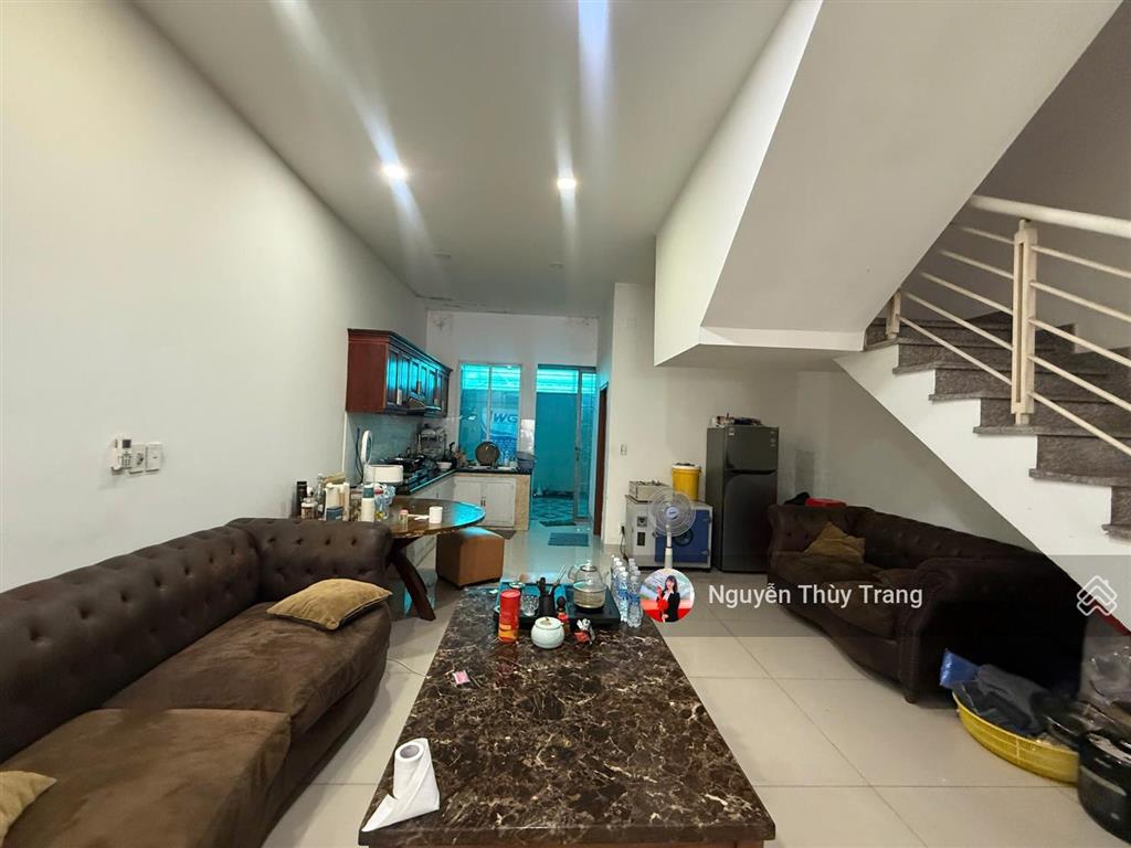 Cho thuê shophouse the oasis 150m2 | 3 tầng | giá 20 triệu/tháng