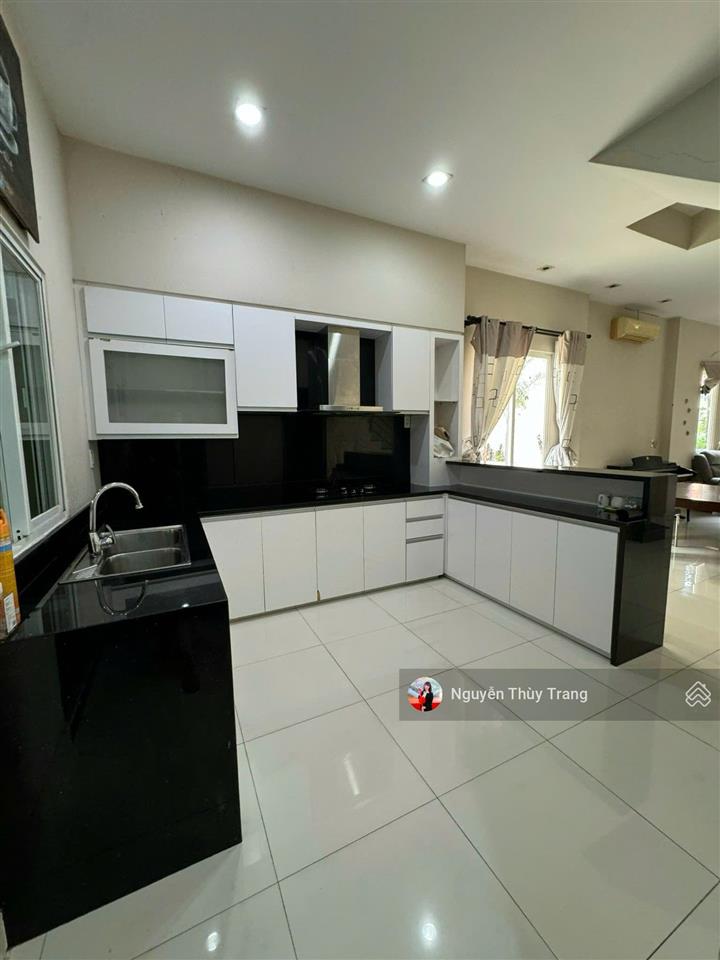 Hàng hiếm tại khu đô thị việt  sing the oasis, giá thỏa thuận, 150m2, 4pn, 3wc