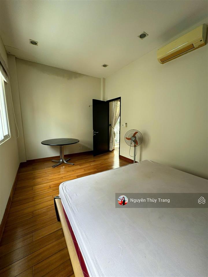 Hàng hiếm tại khu đô thị việt  sing the oasis, giá thỏa thuận, 150m2, 4pn, 3wc