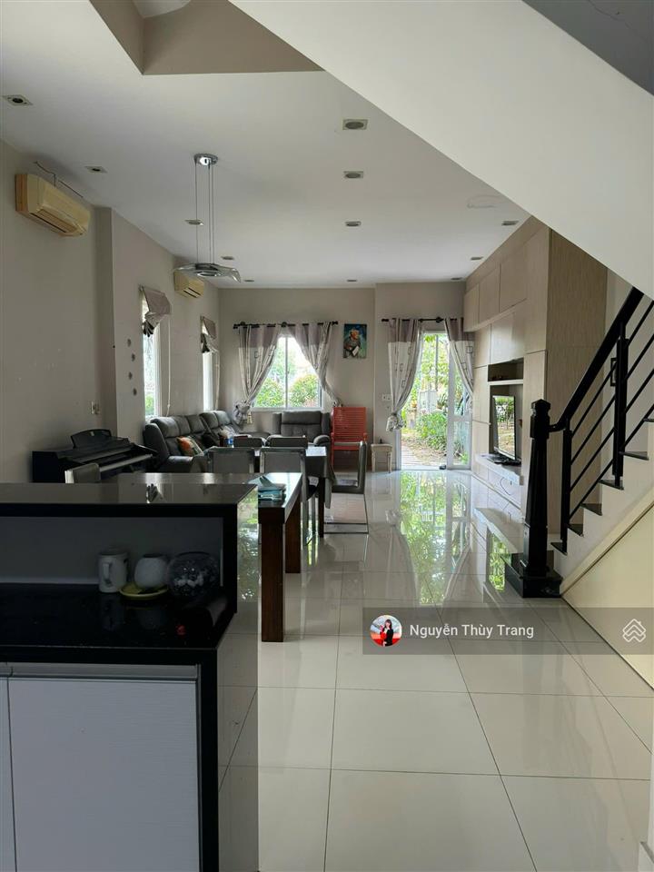 Hàng hiếm tại khu đô thị việt  sing the oasis, giá thỏa thuận, 150m2, 4pn, 3wc