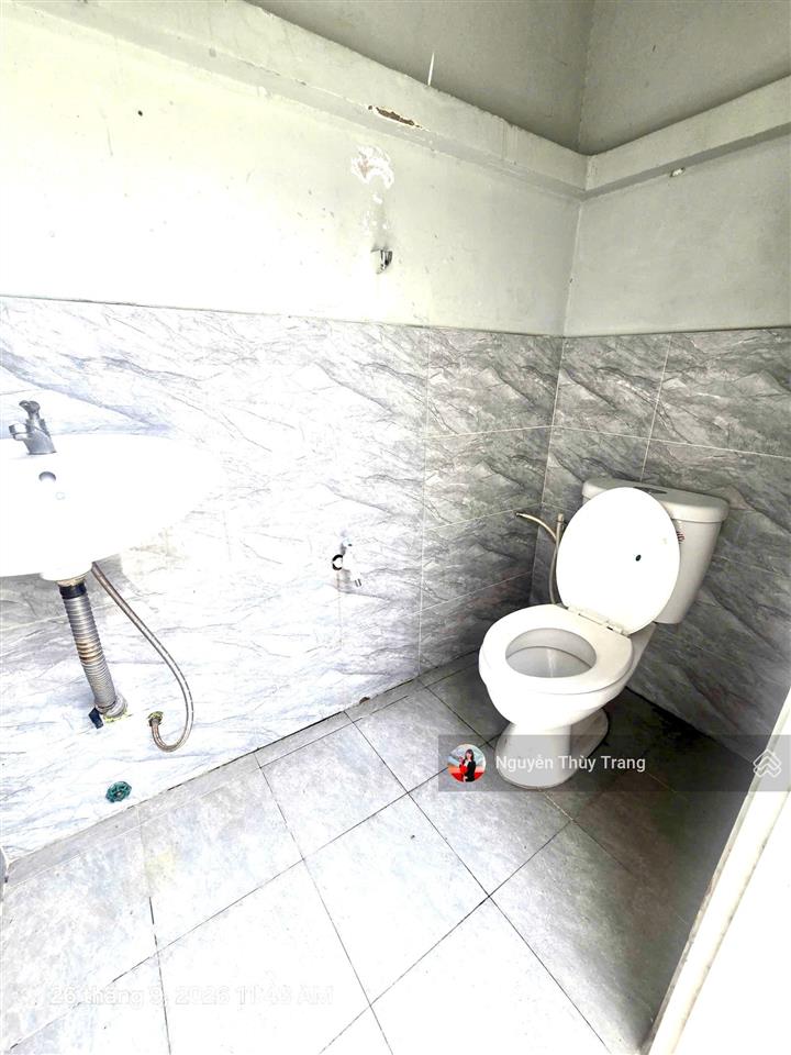 Cho thuê nhà liền kế 3pn, 2wc, 80m2 tại oasis city, 6 triệu vnd/tháng