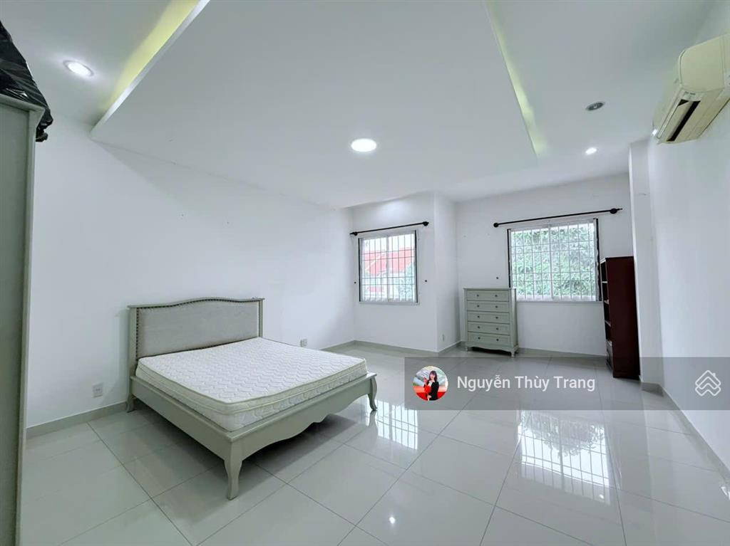 Cho thuê bt view đẹp, 100m2, 15 triệu, tại khu đô thị việt  sing the oasis, bình dương