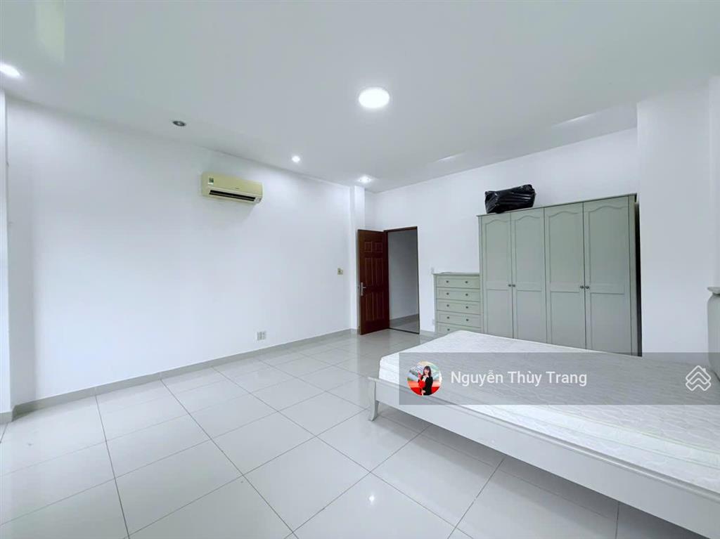 Cho thuê bt view đẹp, 100m2, 15 triệu, tại khu đô thị việt  sing the oasis, bình dương