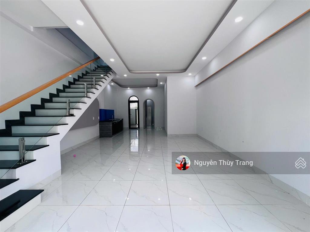 Cho thuê nhà liên kế 2pn, 2wc, 80m2 tại oasis city, giá từ 6 triệu vnd