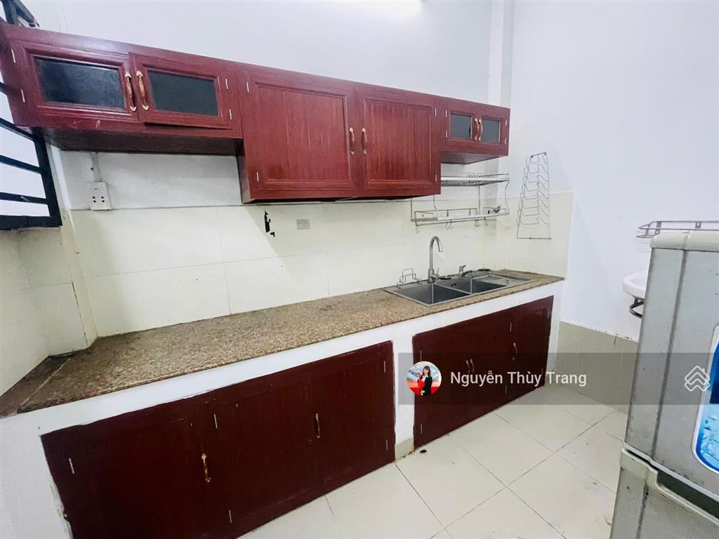 Bán nhà liên kế sẵn hd thuê nhà. bán 2 tỷ. 80m2. trục đường chính đẹp full nội thất