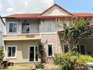 Cho thuê bt 4pn, 4wc, 300m2 tại khu đô thị việt  sing the oasis, 27 triệu