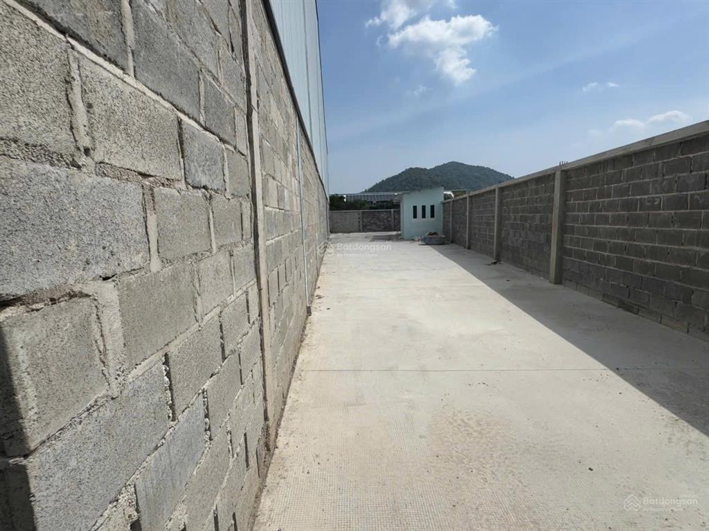 Bán nhà xưởng 5500m2 tại tp cảng phú mỹ brvt