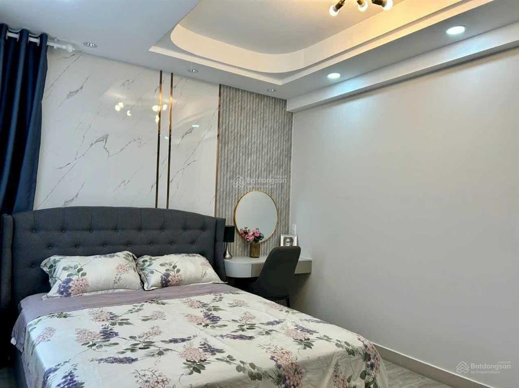 Chuyên bán hưng phúc phú mỹ hưng 78m2  2pn lầu cao giá cực tốt.  0909 752 ***