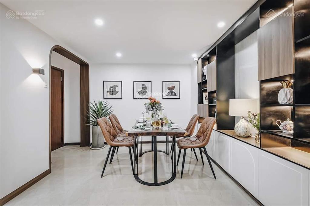 Em chuyên bán căn hộ the view riviera point. view sông. dt 91m². bán 8.2 tỷ
