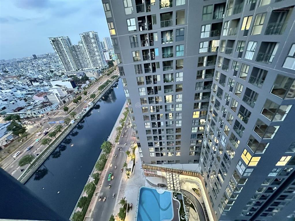Cho thuê nhanh căn hộ daqua 2 phòng 1 wc view siêu đẹp nhà có rèm