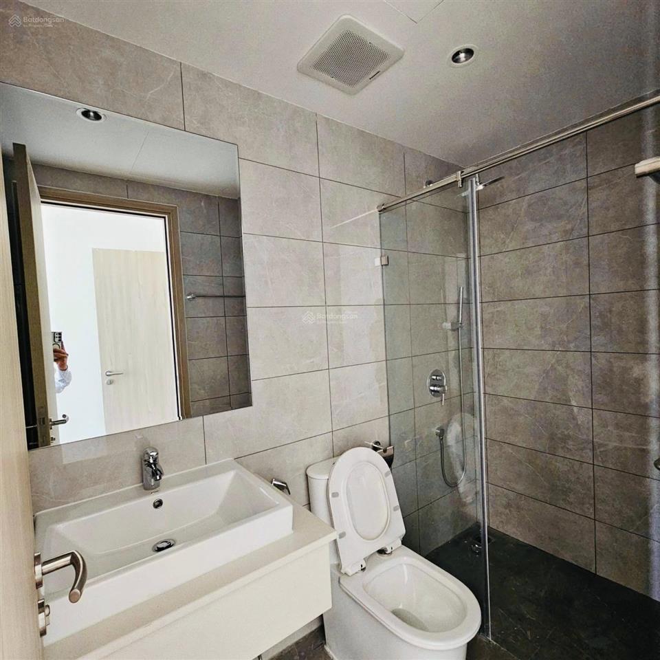 Bán căn hộ view pháo hoa view sông cực đẹp 68 m2