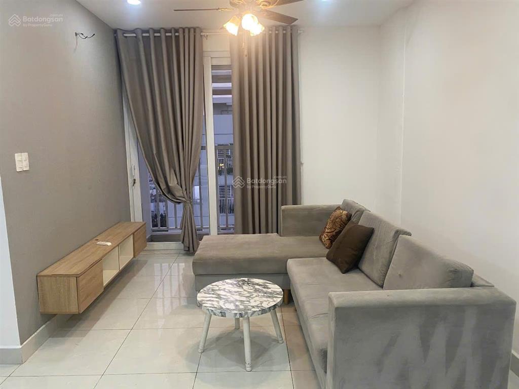 Căn góc view đẹp hướng nam mát mẻ 75 m2 2 phòng