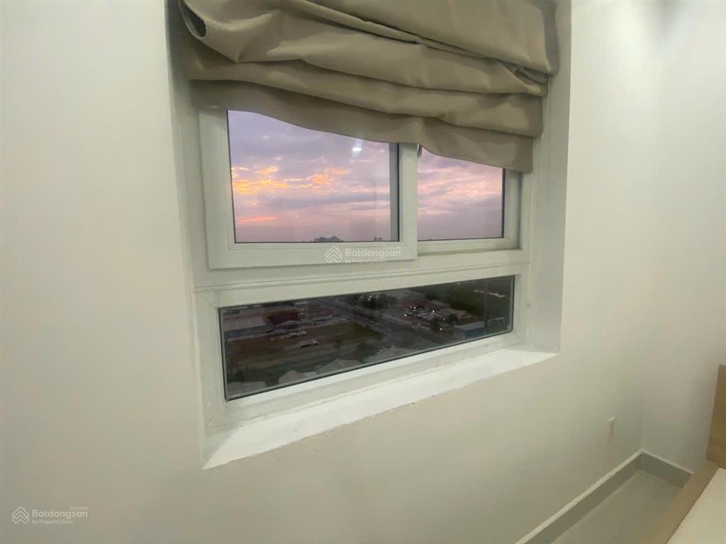 Căn góc view đẹp hướng nam mát mẻ 75 m2 2 phòng