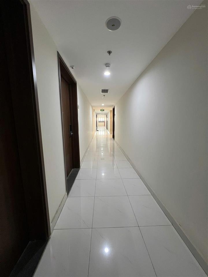 Bán căn 2 phòng ngủ giá cực tốt nhà mới đẹp