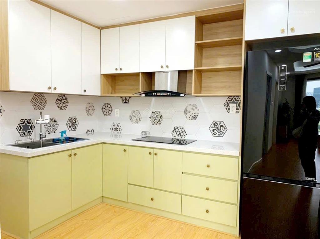 Bán căn hộ saigon south residences, diện tích 95m2, 3pn, 2wc, nội thất full.  0906 349 *** ms linh.