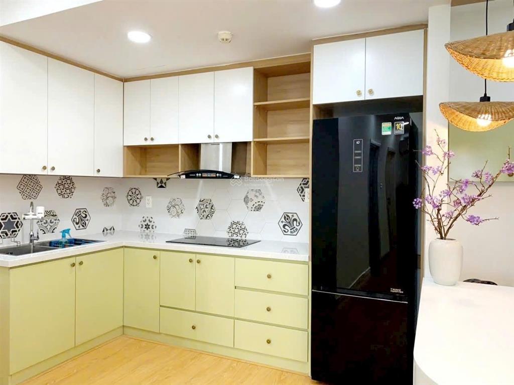 Bán căn hộ saigon south residences, diện tích 95m2, 3pn, 2wc, nội thất full.  0906 349 *** ms linh.