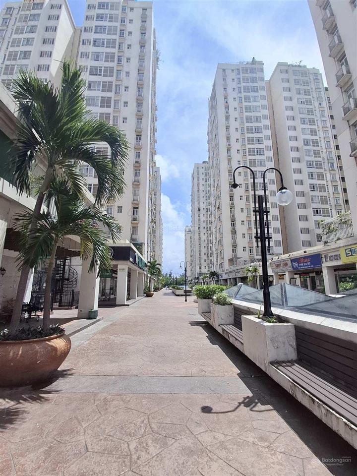 Bán shophouse vị trí đẹp tại sky garden 3,  0906 349 *** ms linh