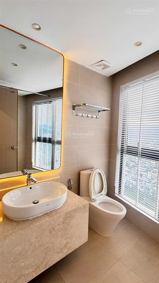Bán căn 2 phòng ngủ gold coast nha trang, tòa nam, giá 8 tỷ 350.  0936 266 *** (diễm)