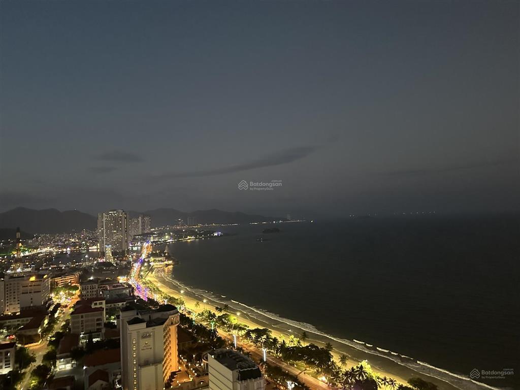 Bán căn hộ studio gold coast, view mặt biển trần phú.  0936 266 ***