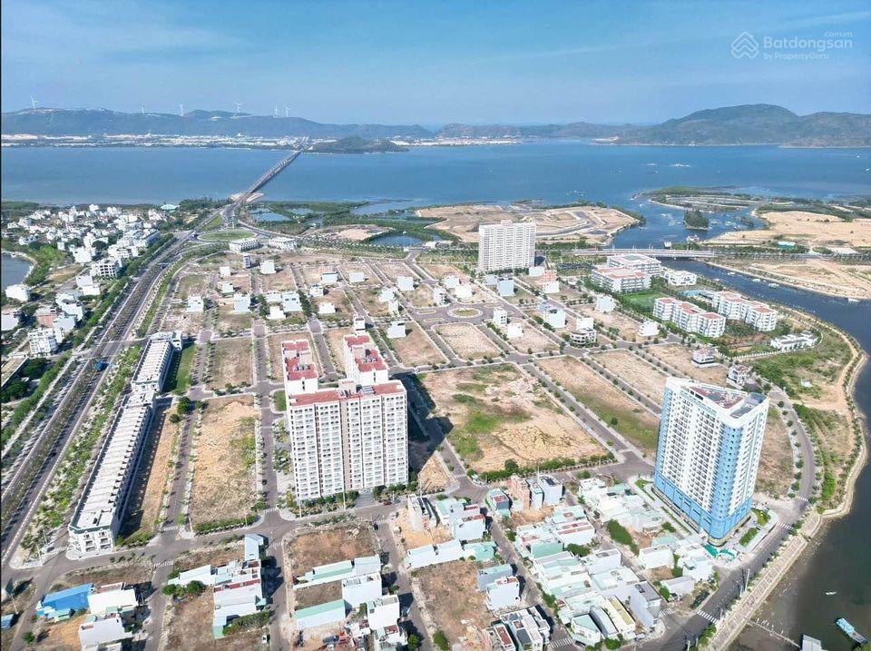 Cần bán gấp nền đất tại b1 an phú thịnh giá tốt nhất thị trường.  0981 568 ***