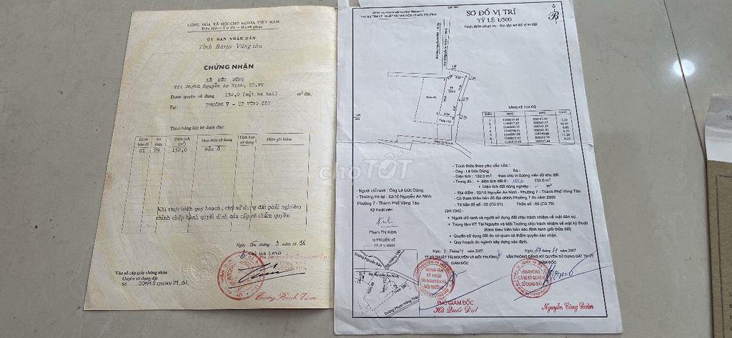 Nhà cần bán gấp