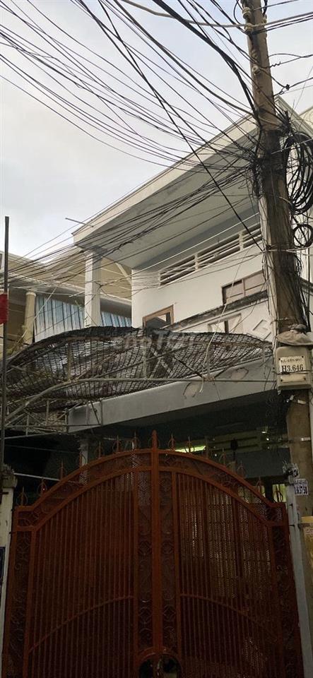 Nhà cần bán gấp