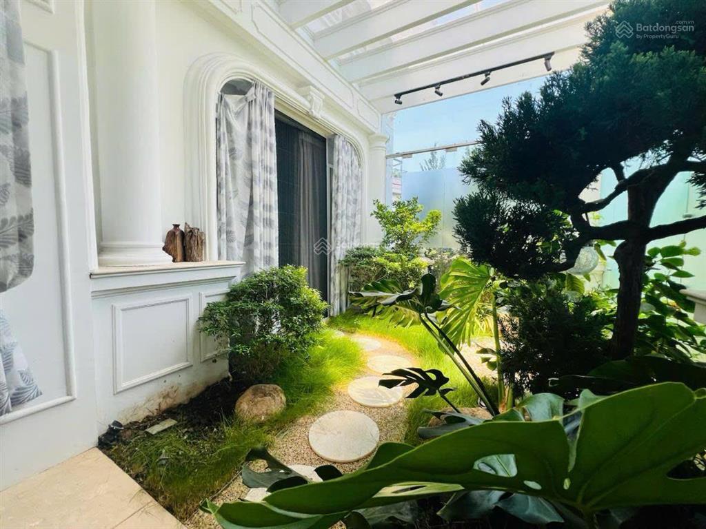 Bán biệt thự đẹp tại thành phố giao lưu, 76 tỷ, 235m2, 4pn, 4wc