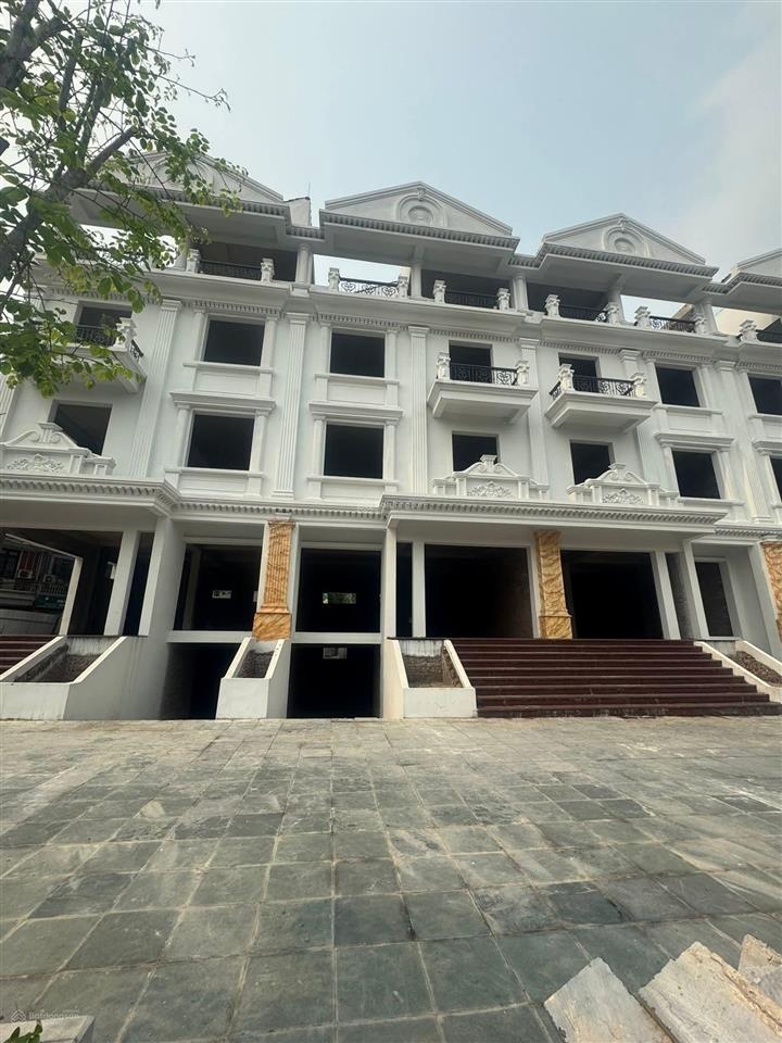 Hàng hiếmgiá hiếmshophouse kđt thành phố giao lưu 6 tầng 1 hầm129m2mt 8mhoàn thiện đẹp