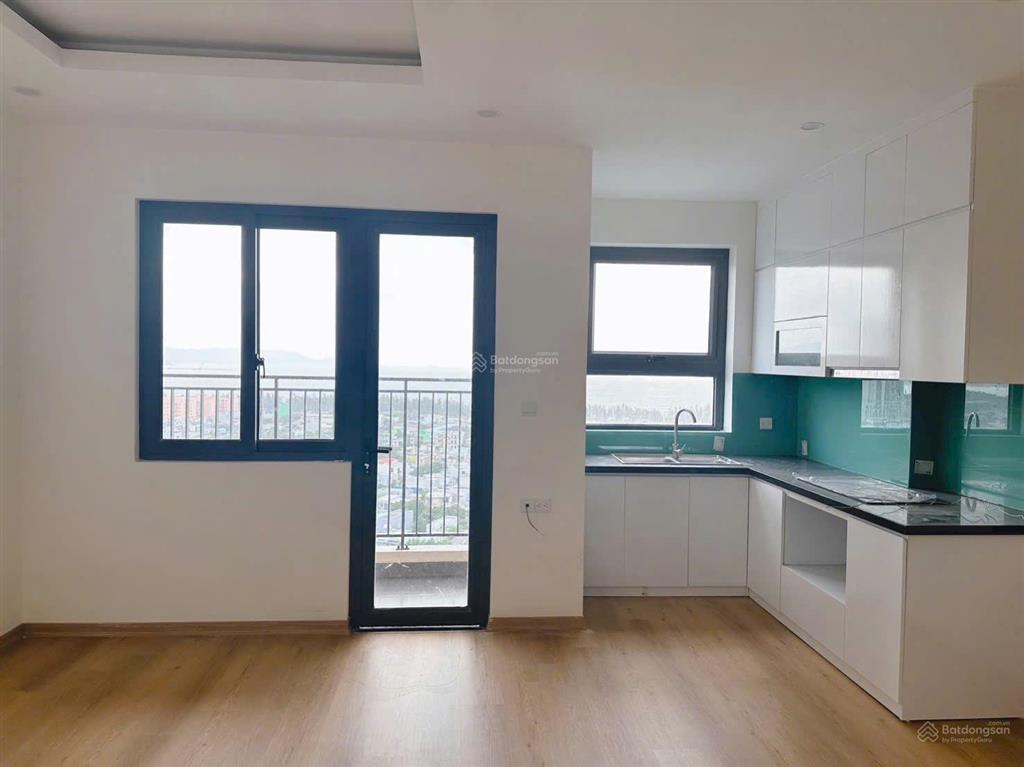 Căn hộ view trực diện biển mới 100% , toà căn hộ thương mại ct10