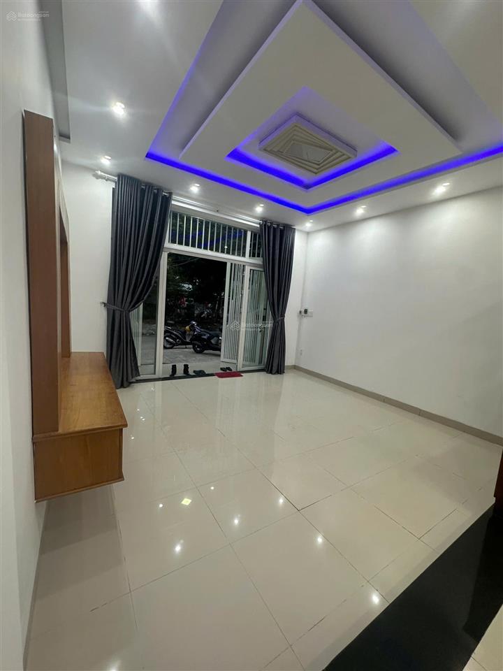 Nhà 3 tầng mặt tiền đường bàu năng 1, sát trục lý thái tông, hướng tây nam, gần biển giá chỉ 7,1 tỷ