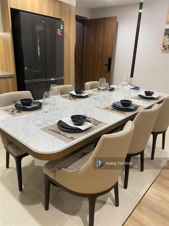 Hiếm có 1 căn 4pn view trực diện kênh đào nhạc nước & trung tâm thương mại giá rẻ chỉ ~130tr/m2