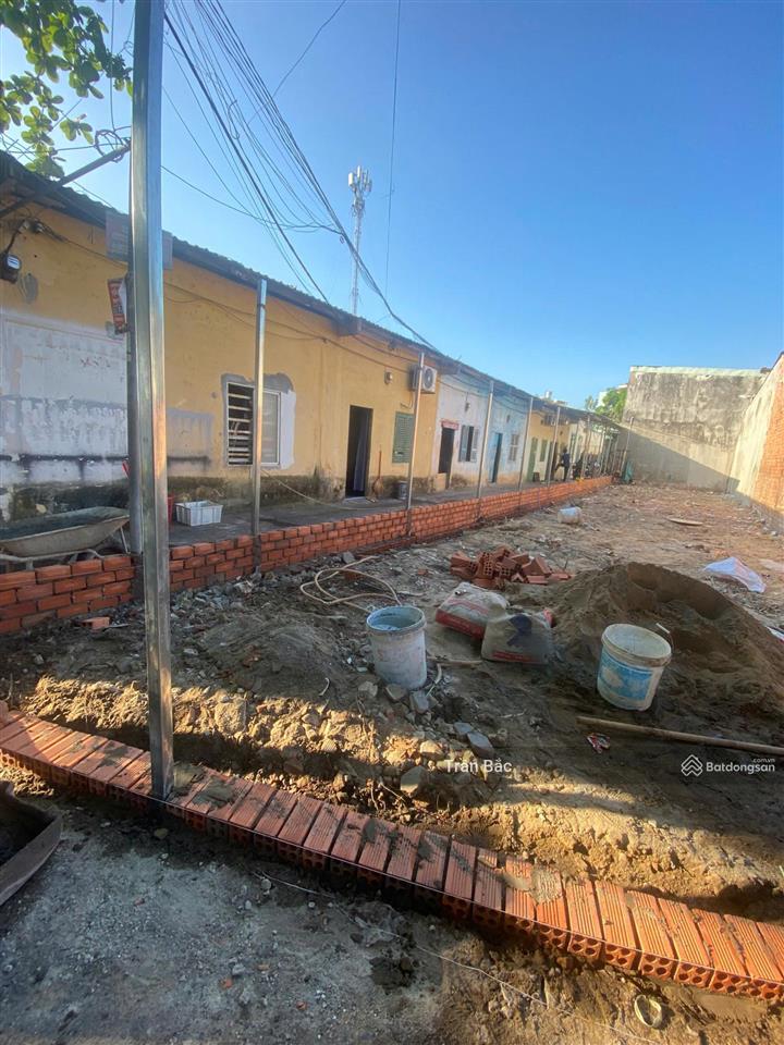 Cần bán đất lô góc 2 mặt tiền 123m2 thổ cư 100% đường hàng điều, p11, gía 5 tỷ 9   0908 209 ***