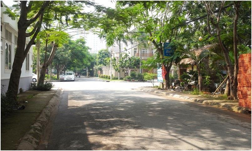 Đất mặt tiền kinh doanh làng đại học abc, 10x23=230m2. cần tiền, có tách bán một phần!