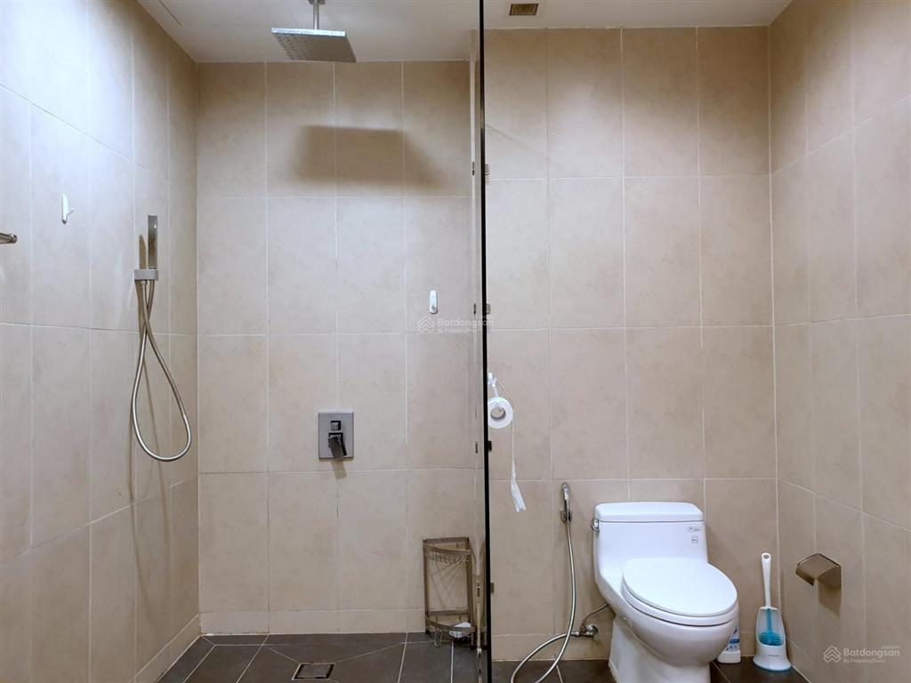 Cho thuê dài hạn căn hộ 2 phòng ngủ azura đà nẵng, view sông hàn.  0931 914 ***