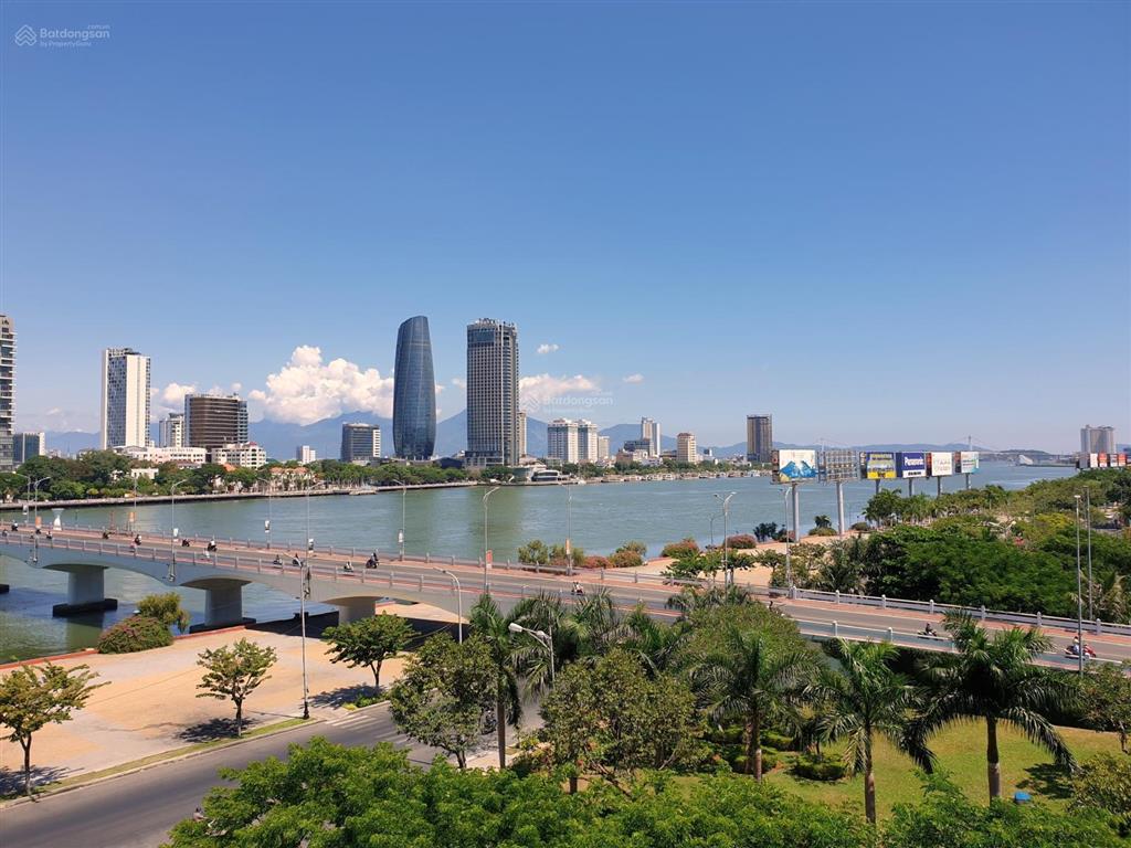Cho thuê dài hạn căn hộ 2 phòng ngủ azura đà nẵng, view sông hàn.  0931 914 ***