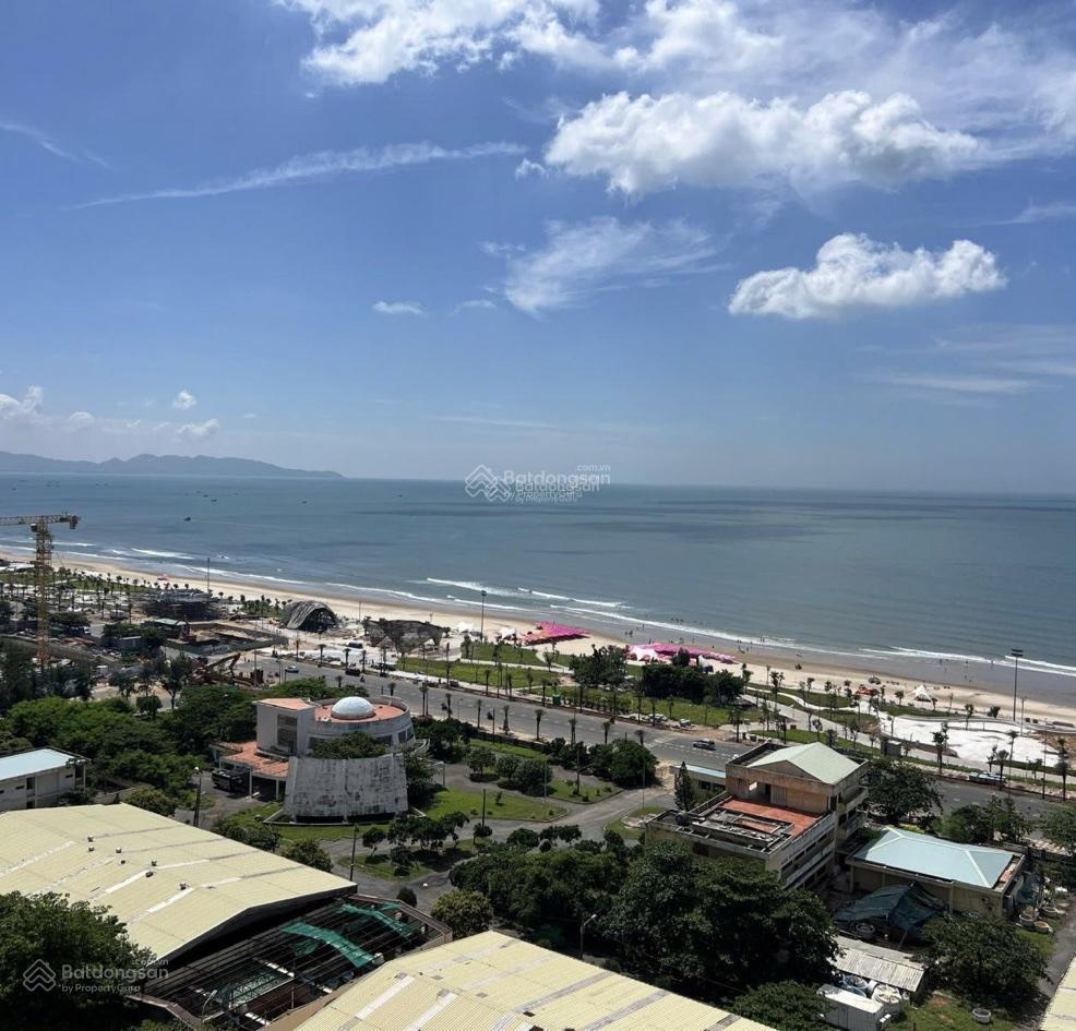 Bán căn hộ vũng tàu pearl 3pn  tầng đẹp, sắp nhận nhà, 100m đến biển. chỉ nhỉnh 3,4 tỷ