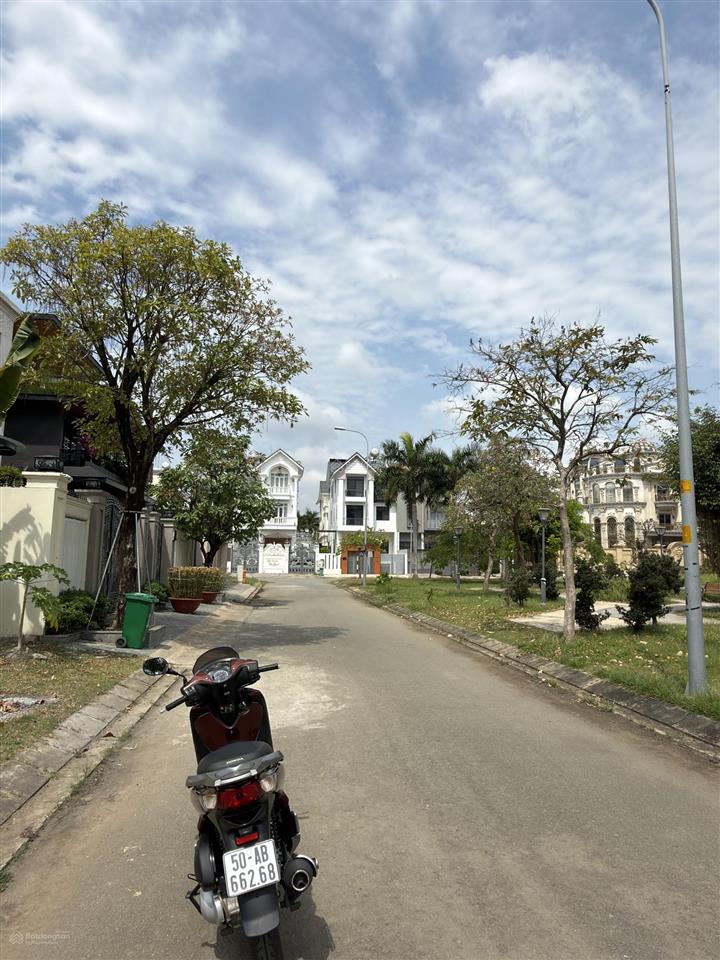 Cần bán nền biệt thự 10x22m kdc t30 giá 70tr/m sổ hồng riêng xây dựng tự do