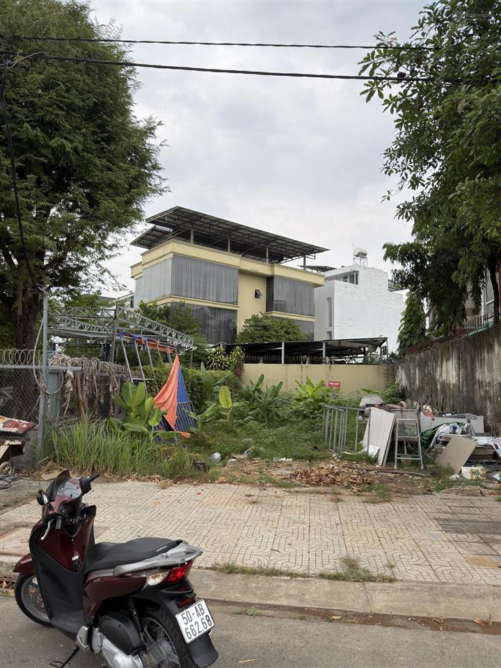 Cần bán nền biệt thự 10x22m kdc t30 giá 70tr/m sổ hồng riêng xây dựng tự do
