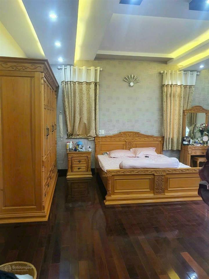 Cần bán căn biệt thự đơn lập 4 tầng kdc 6b intresco giá 35 tỷ 1 hầm 4 lầu full nội thất cao cấp