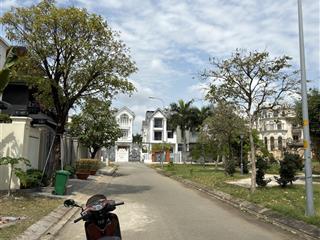 Bán nhanh lô đất biệt thự kdc 6b intresco kiên cường 12.5x20m giá 60tr/m view công viên