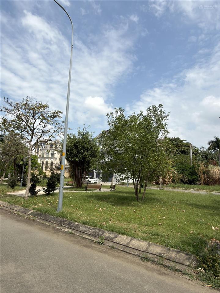 Cần bán nhanh lô đất nhà phố kdc đại phúc green villas giá 76tr dt 5x20m hướng tây bắc, view đẹp