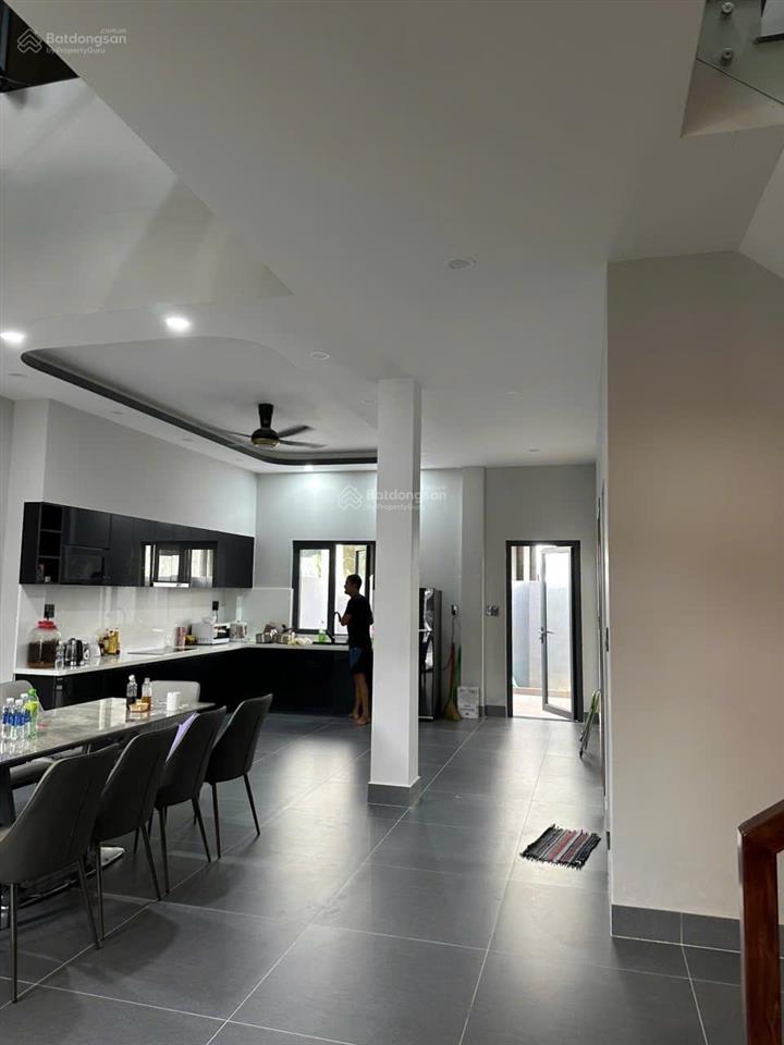 Cần bán gấp căn nhà biệt thự kdc phước lộc long hòa cần giuộc giá 14 tỷ 5 8.25x32m full nội thất