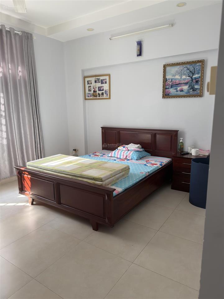 Cho thuê nhà nguyên căn 1 hầm 4 lầu kdc đại phúc green villas giá 20tr/th 5pn 6wc